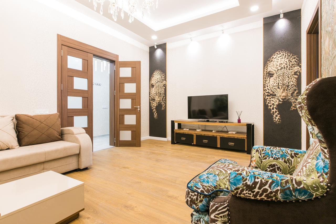 Sweet Home 6 Vip Rustaveli Avenue Тбілісі Екстер'єр фото