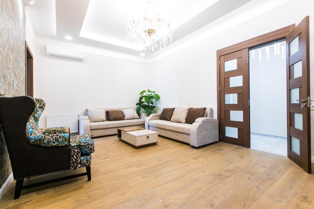 Sweet Home 6 Vip Rustaveli Avenue Тбілісі Екстер'єр фото